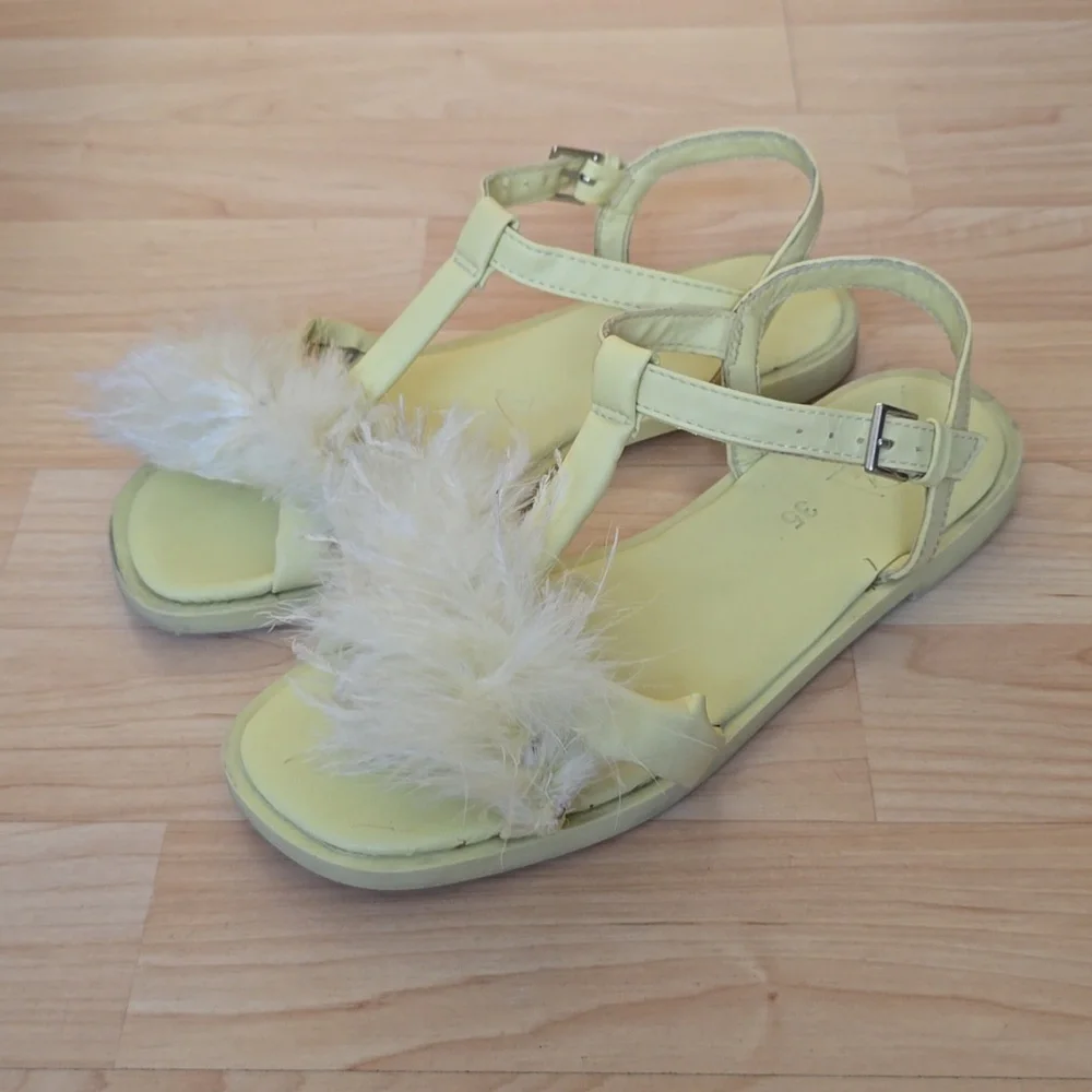 ZARA LIME GREEN GIRL SSTRAPPY SANDAL FEATHERS SHOES USA 5 EUR 35 - Picture 4 of 12